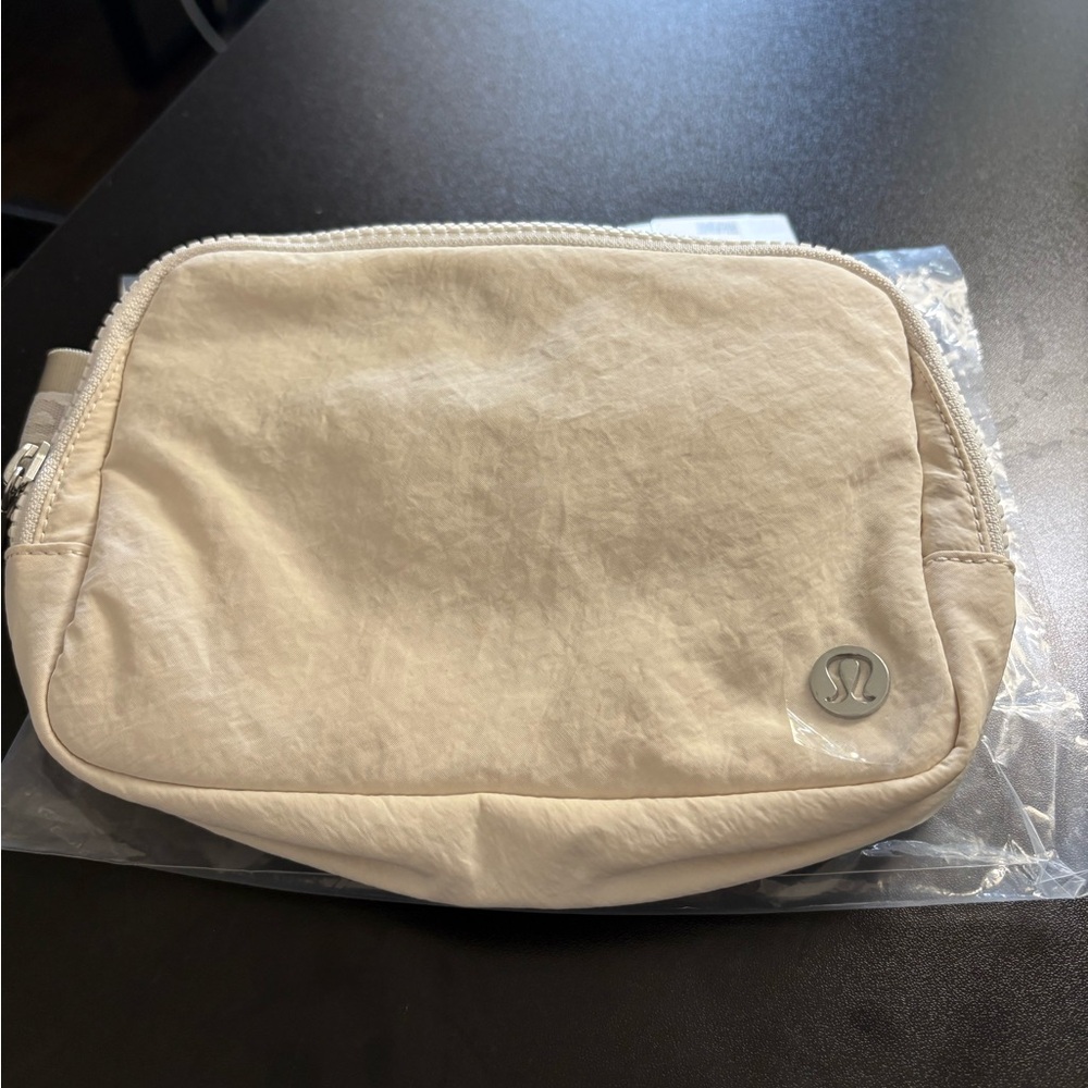 NWT Lululemon Light Ivory Belt Bag 1L